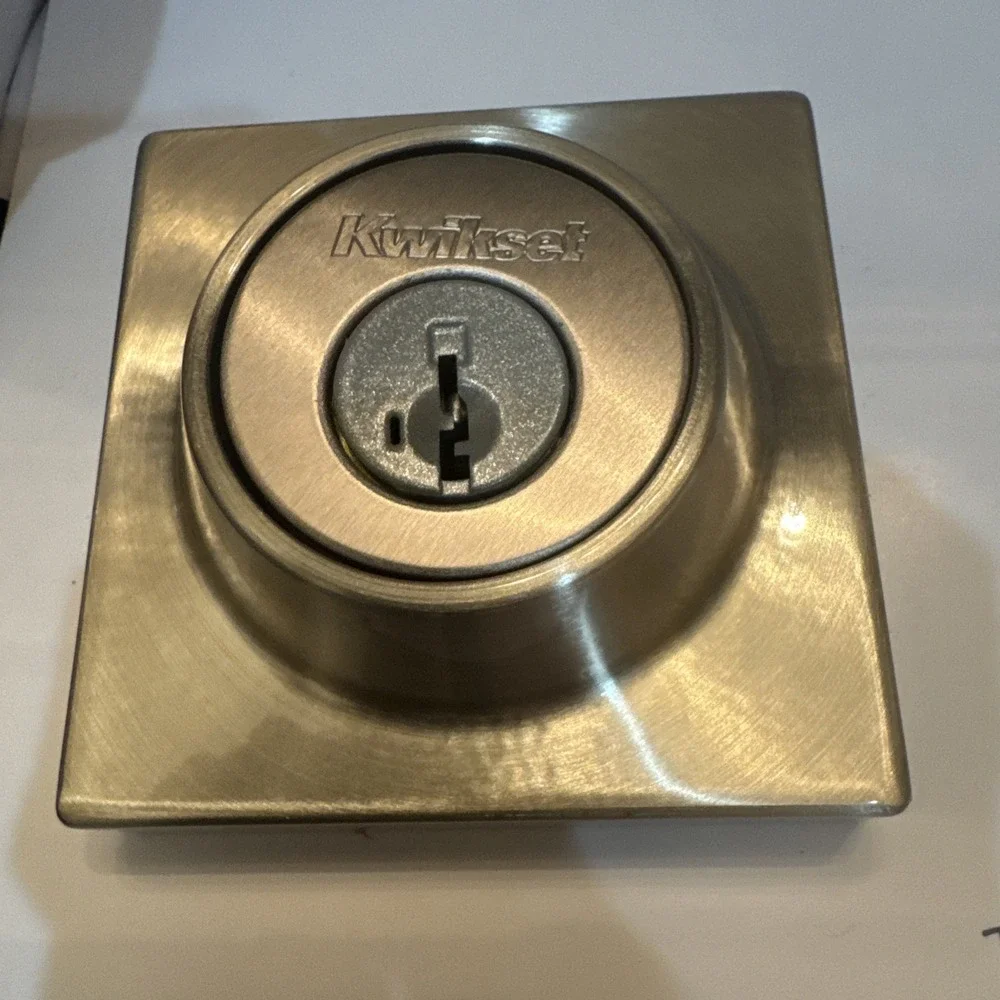 Kwikset Amador Handleset Square Hollis Lever Satin Nickel‎ 96870-187